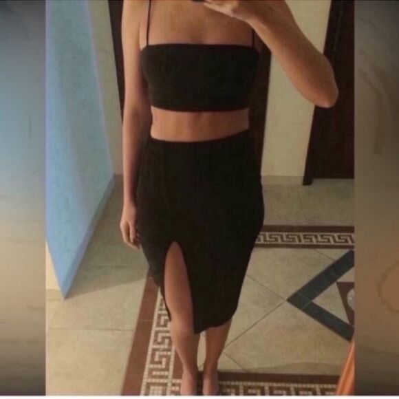 New Pencil Skirt With Front Slit a size XS - Picture 9 of 14